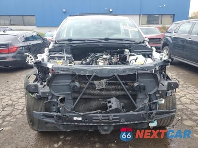 Piąte zdjęcie samochodu w środku: 2017 DODGE DURANGO VIN:1C4SDJCT3HC898502 - miniatura