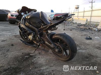 Trzecie zdjęcie samochodu z tyłu: 2016 BMW S 1000 RR VIN:WB10D2106GZ353960 - miniatura