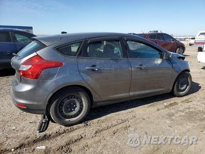 Trzecie zdjęcie samochodu z tyłu: 2014 FORD FOCUS SE VIN:1FADP3K2XEL280583 - miniatura