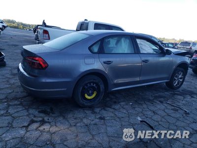 Piąte zdjęcie samochodu w środku: 2018 VOLKSWAGEN PASSAT S VIN:1VWAA7A3XJC024600 - miniatura