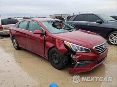 Czwarte zdjęcie samochodu z boku: 2015 HYUNDAI SONATA SE VIN:5NPE24AF6FH004169 - miniatura