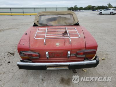 Zdjęcie 6 z 12 samochodu: 1981 FIAT 124 SPIDER VIN:ZFAAS00B6B8185053 - miniatura