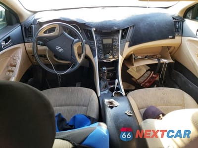 Zdjęcie 8 z 12 samochodu: 2011 HYUNDAI SONATA GLS VIN:5NPEB4AC0BH148204 - miniatura