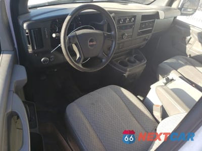 Zdjęcie 8 z 13 samochodu: 2013 GMC SAVANA G2500 VIN:1GTW7FCA0D1176947 - miniatura