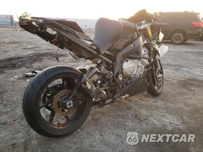 Czwarte zdjęcie samochodu z boku: 2016 BMW S 1000 RR VIN:WB10D2106GZ353960 - miniatura