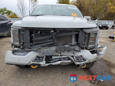 Piąte zdjęcie samochodu w środku: 2023 FORD F150 SUPERCREW VIN:1FTEW1E82PFA98559 - miniatura