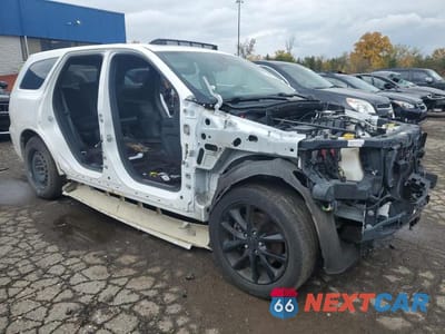 Czwarte zdjęcie samochodu z boku: 2017 DODGE DURANGO VIN:1C4SDJCT3HC898502 - miniatura