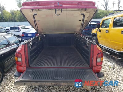 Zdjęcie 6 z 12 samochodu: 1999 CHEVROLET SILVERADO K1500 VIN:1GCEK14V8XZ175940 - miniatura