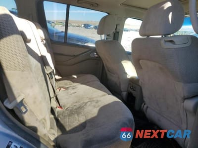 Zdjęcie 10 z 12 samochodu: 2005 NISS PATHFINDER LE VIN:5N1AR18W35C762670 - miniatura