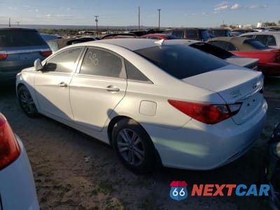 Drugie zdjęcie samochodu z przodu: 2011 HYUNDAI SONATA GLS VIN:5NPEB4AC0BH148204 - miniatura