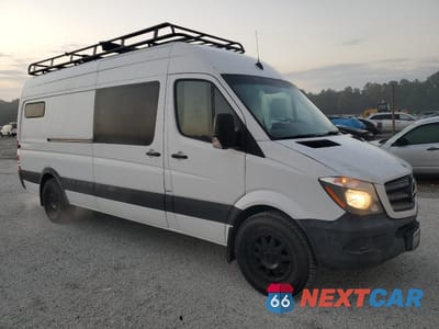Czwarte zdjęcie samochodu z boku: 2015 MERCEDES-BENZ SPRINTER 2500 VIN:WD3PE8DC2F5998810 - miniatura