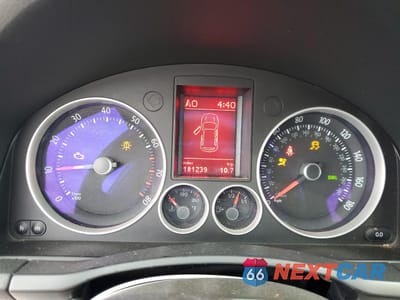 Zdjęcie 9 z 12 samochodu: 2006 VOLKSWAGEN NEW GTI VIN:WVWEV71K36W108439 - miniatura