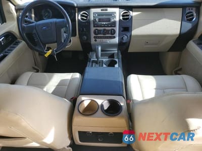 Zdjęcie 8 z 13 samochodu: 2016 FORD EXPEDITION EL XL VIN:1FMJK1GT7GEF21553 - miniatura