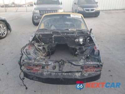 Piąte zdjęcie samochodu w środku: 1997 MAZDA MX-5 MIATA VIN:JM1NA3531V0725461 - miniatura