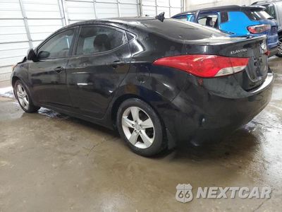 Trzecie zdjęcie samochodu z tyłu: 2013 HYUNDAI ELANTRA GLS VIN:KMHDH4AE5DU577614 - miniatura