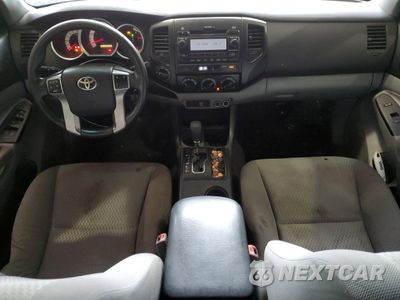 Zdjęcie 8 z 12 samochodu: 2012 TOYOTA TACOMA DOUBLE CAB VIN:5TFLU4EN0CX045707 - miniatura