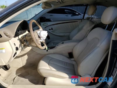 Zdjęcie 7 z 12 samochodu: 2006 MERCEDES-BENZ CLK 350 VIN:WDBTJ56J66F193377 - miniatura