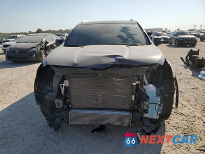 Piąte zdjęcie samochodu w środku: 2022 CADILLAC XT4 PREMIUM LUXURY VIN:1GYFZCR44NF151123 - miniatura