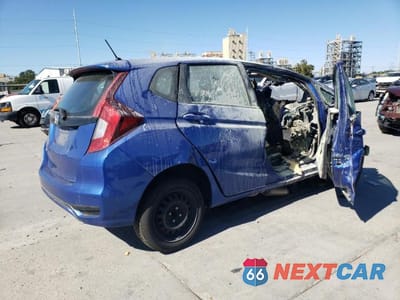 Trzecie zdjęcie samochodu z tyłu: 2019 HONDA FIT LX VIN:3HGGK5H43KM726482 - miniatura