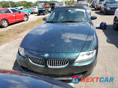 Piąte zdjęcie samochodu w środku: 2007 BMW Z4 3.0SI VIN:4USBU53587LX02751 - miniatura
