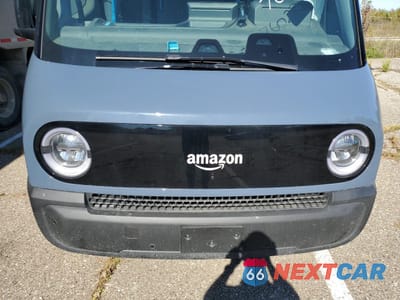 Zdjęcie 12 z 13 samochodu: 2023 RIVIAN EDV 700 VIN:7FCEHEB7XPN013982 - miniatura