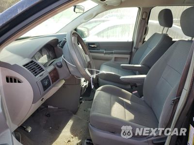 Zdjęcie 7 z 13 samochodu: 2010 CHRYSLER TOWN & COUNTRY LX VIN:2A4RR4DE7AR215340 - miniatura