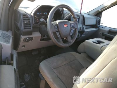 Zdjęcie 8 z 14 samochodu: 2018 FORD F150 VIN:1FTMF1CB8JFB38497 - miniatura