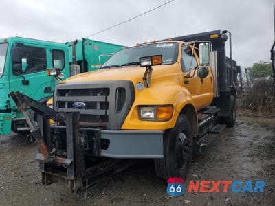 Drugie zdjęcie samochodu z przodu: 2011 FORD F750 SUPER DUTY VIN:3FRYW7FGXBV551953 - miniatura