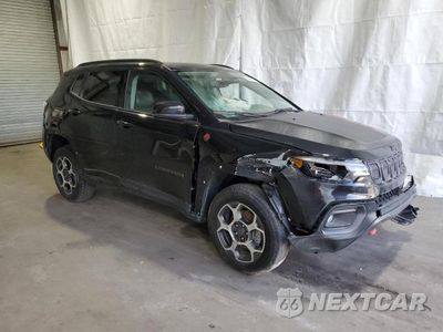 Czwarte zdjęcie samochodu z boku: 2022 JEEP COMPASS TRAILHAWK VIN:3C4NJDDB2NT236701 - miniatura
