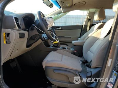 Zdjęcie 7 z 15 samochodu: 2018 KIA SPORTAGE LX VIN:KNDPMCAC0J7371455 - miniatura