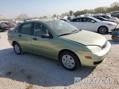 Czwarte zdjęcie samochodu z boku: 2007 FORD FOCUS ZX4 VIN:1FAHP34N47W231048 - miniatura