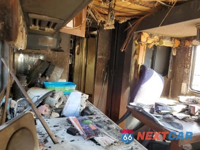 Zdjęcie 6 z 10 samochodu: 1996 FORD F350 SUPER VIN:3FCMF53G6TJA06992 - miniatura