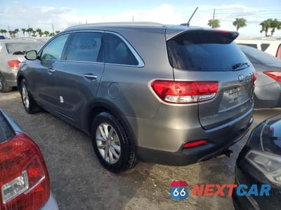 Drugie zdjęcie samochodu z przodu: 2018 KIA SORENTO LX VIN:5XYPGDA55JG412857 - miniatura