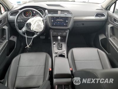 Zdjęcie 8 z 13 samochodu: 2018 VOLKSWAGEN TIGUAN SE VIN:3VV2B7AX5JM089863 - miniatura