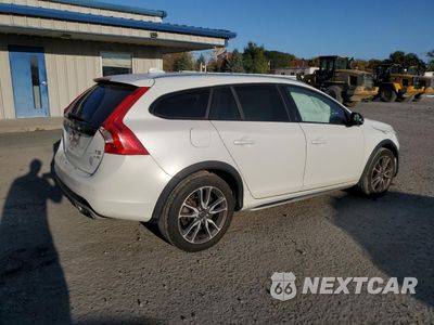 Trzecie zdjęcie samochodu z tyłu: 2016 VOLVO V60 CROSS COUNTRY PREMIER VIN:YV4612HK0G1006181 - miniatura