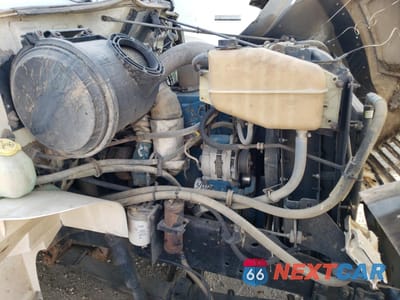 Zdjęcie 7 z 10 samochodu: 2000 INTERNATIONAL 4000 4900 VIN:1HTSHAAR4YH245386 - miniatura