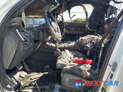 Zdjęcie 7 z 13 samochodu: 2024 BMW X7 XDRIVE40I VIN:5UX23EM01R9S30189 - miniatura