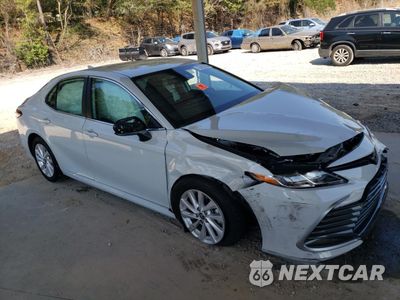 Czwarte zdjęcie samochodu z boku: 2023 TOYOTA CAMRY LE VIN:4T1C11AK2PU184369 - miniatura