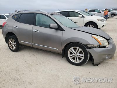 Czwarte zdjęcie samochodu z boku: 2013 NISSAN ROGUE S VIN:JN8AS5MV6DW121849 - miniatura