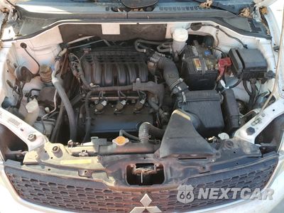 Zdjęcie 12 z 13 samochodu: 2011 MITSUBISHI ENDEAVOR SE VIN:4A4JM3AS4BE013861 - miniatura