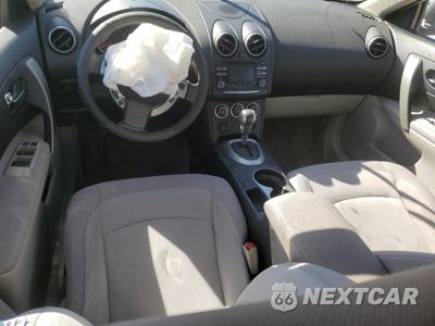 Zdjęcie 8 z 15 samochodu: 2013 NISSAN ROGUE S VIN:JN8AS5MT8DW026062 - miniatura