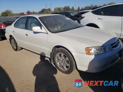 Czwarte zdjęcie samochodu z boku: 2000 ACURA 3.2TL VIN:19UUA5662YA054124 - miniatura