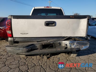 Zdjęcie 6 z 15 samochodu: 2004 CHEVROLET SILVERADO K2500 HEAVY DUTY VIN:1GCHK23254F185302 - miniatura