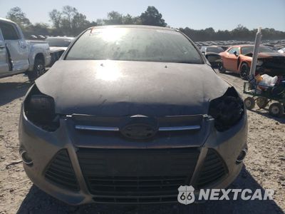 Piąte zdjęcie samochodu w środku: 2012 FORD FOCUS SE VIN:1FAHP3F23CL272138 - miniatura