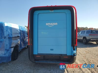 Zdjęcie 6 z 14 samochodu: 2023 RIVIAN EDV 700 VIN:7FCEHEB73PN007392 - miniatura