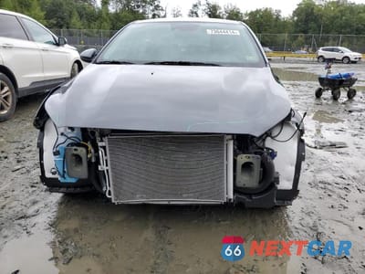 Piąte zdjęcie samochodu w środku: 2024 KIA FORTE LXS VIN:3KPF24AD3RE773756 - miniatura