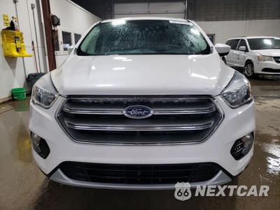 Piąte zdjęcie samochodu w środku: 2017 FORD ESCAPE SE VIN:1FMCU0GD3HUA62275 - miniatura