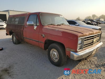 Czwarte zdjęcie samochodu z boku: 1985 CHEVROLET C10 VIN:1GCDC14H3FS163088 - miniatura