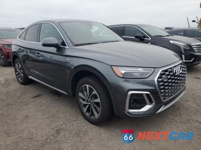 Czwarte zdjęcie samochodu z boku: 2024 AUDI Q5 SPORTBACK PRM PLS 45 VIN:WA15AAFY7R2107614 - miniatura