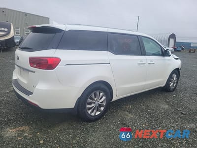 Trzecie zdjęcie samochodu z tyłu: 2020 KIA SEDONA LX VIN:KNDMB5C19L6660004 - miniatura